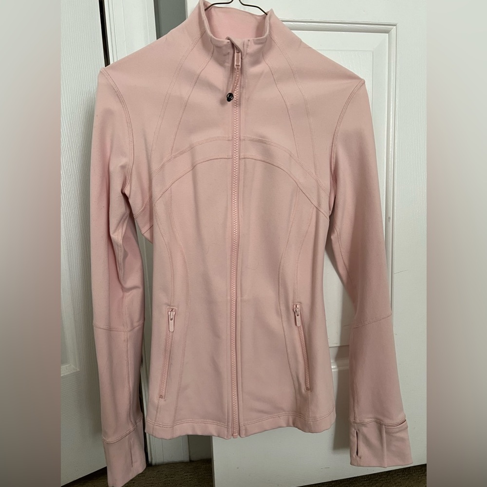 Lululemon Define jacket Luon , size 6 pink mist